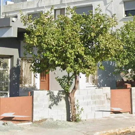 Gazde/Camere de închiriat Xrysanthis Kaouris Limassol